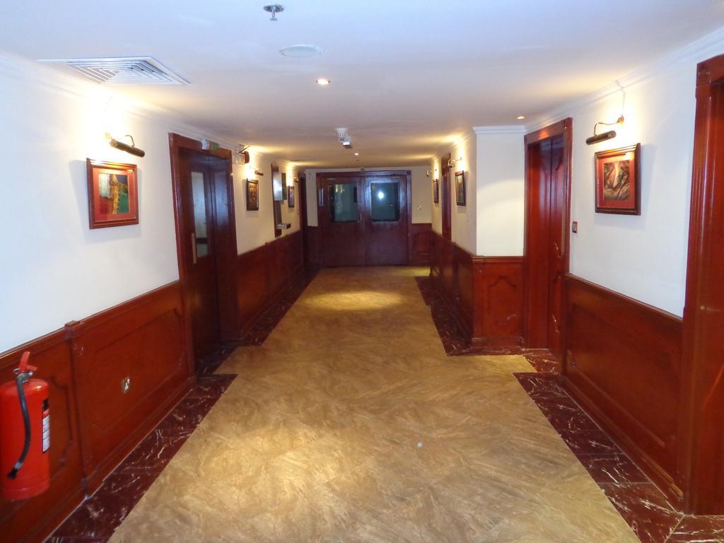 Bahrain Carlton Hotel Manama Luaran gambar